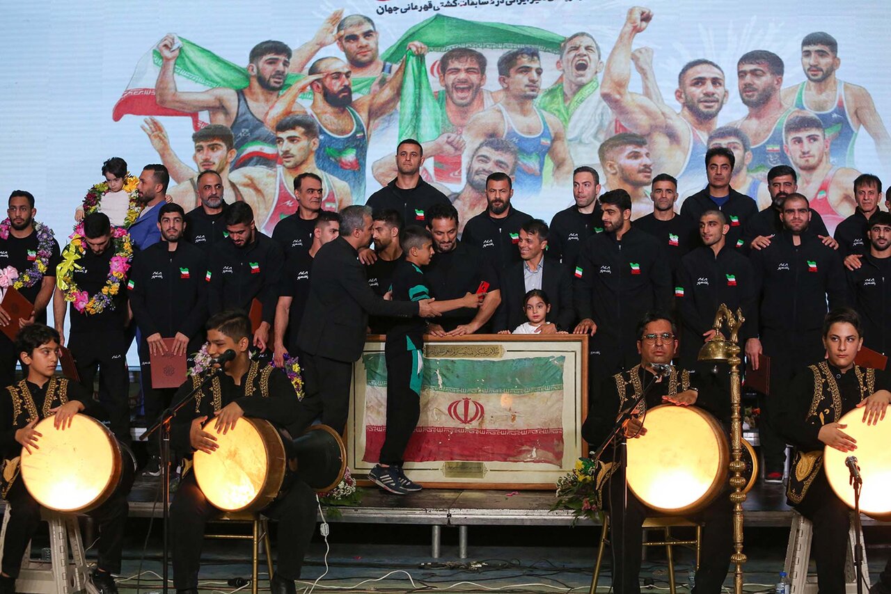 تجلیل از قهرمانان کشتی در رقابت های جهانی کرواسی