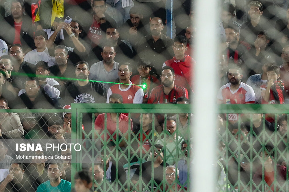 واکنش متفاوت هواداران پرسپولیس به ماندن یا رفتن هاشمیان