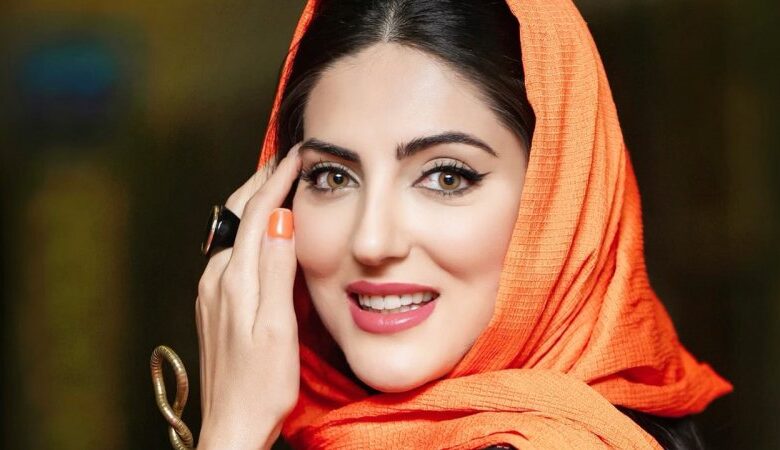استایل شیک و اروپایی هلیا امامی با کلاه توری + عکس جدید – سلام نو