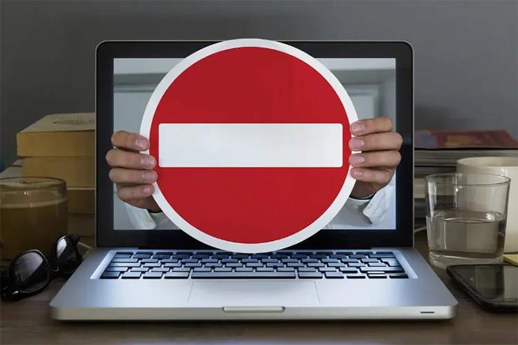 خلعسلاح افکار عمومی/قطع اینترنت اجازه شنیدن صداهای متنوع در جامعه را از بین میبرد