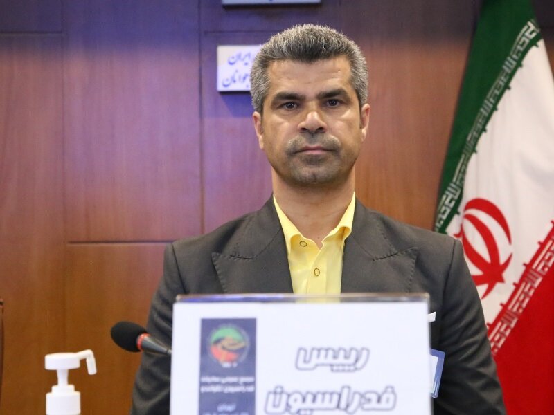 پاسخ تند هادی ساعی به بازندههای انتخابات!