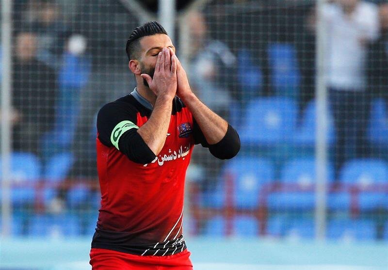 خداحافظی تلخ ستاره پرسپولیس و تراکتور بهدلیل بیماری قلبی