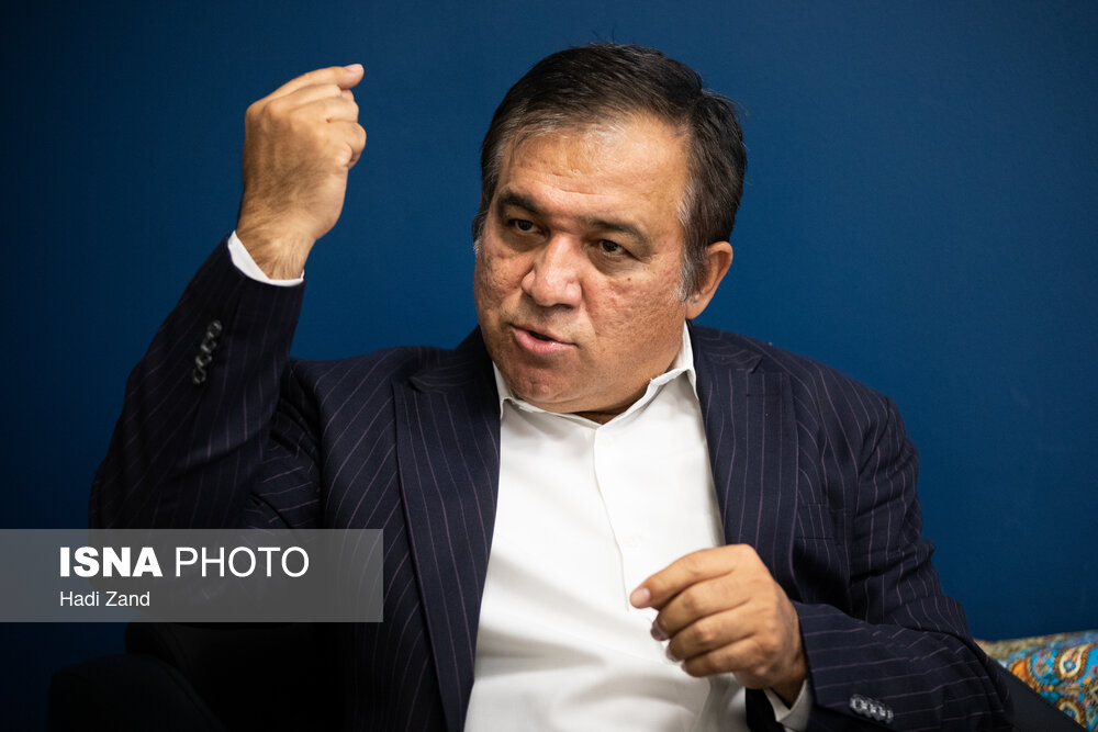 تاجرنیا: میگفتند چرا پول خرج تیم زنان میکنی/ موفقیت زنان استقلال بیشتر از مردان است
