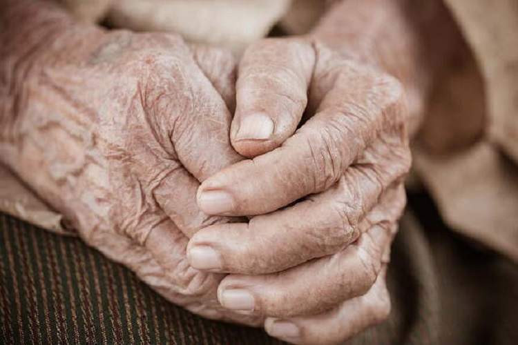 ارتباط ذهن و ایمان: چگونه تمرکز معنوی آرامش میآورد؟
