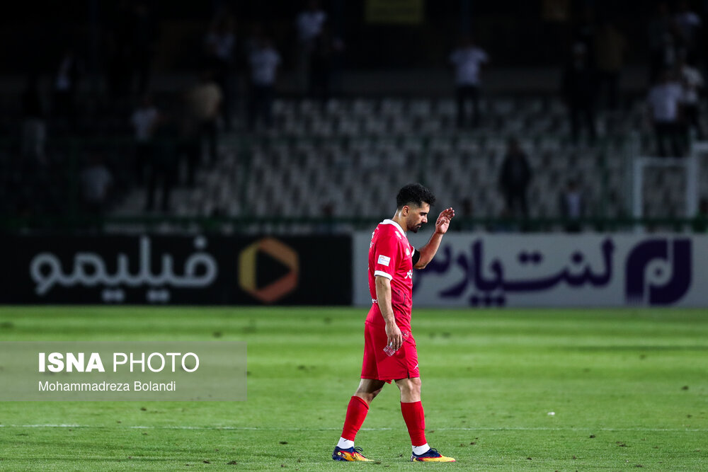 ادامه رفتارهای غیرحرفهای مدیریت پرسپولیس/ حتی حرمت کاپیتان را نگه نداشتند!