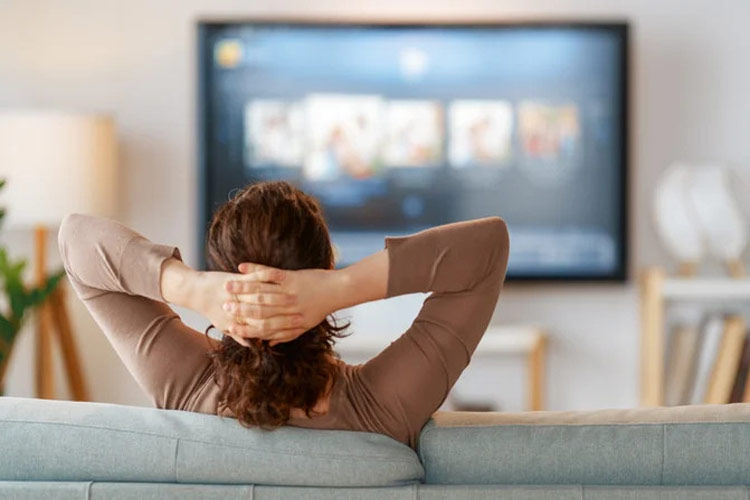 راهکارهای ساده برای از بین بردن بازتاب نور در تلویزیونهای OLED