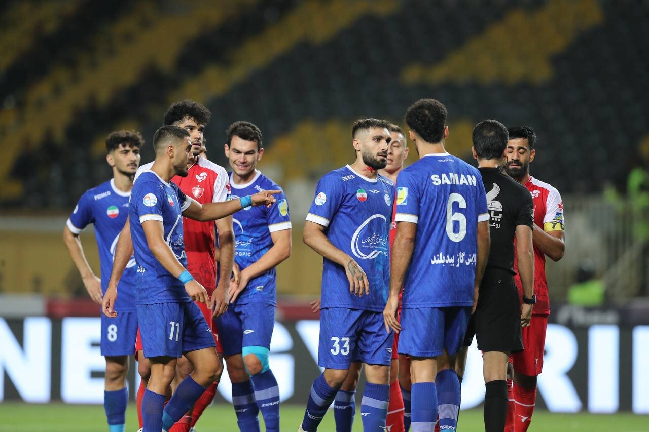 کنعانیزادگان باید در دربی اخراج میشد!