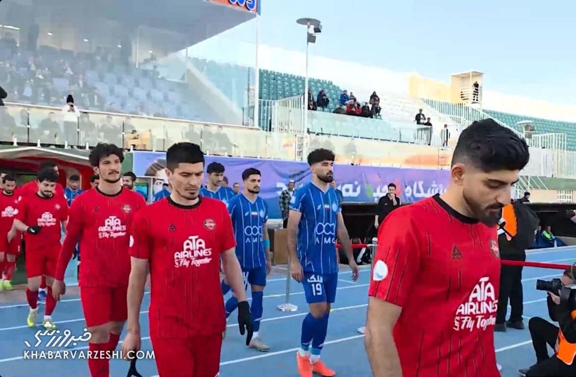 استقلال تراکتور