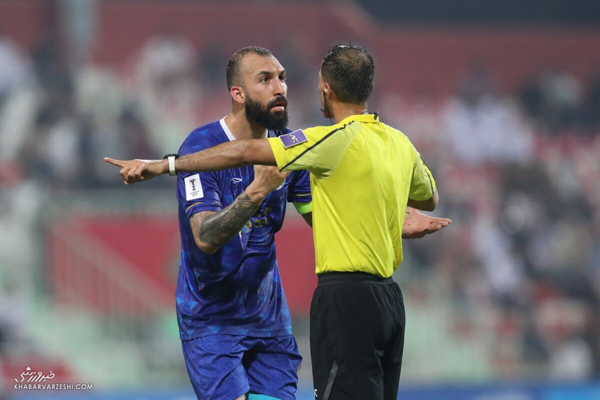 الشباب استقلال