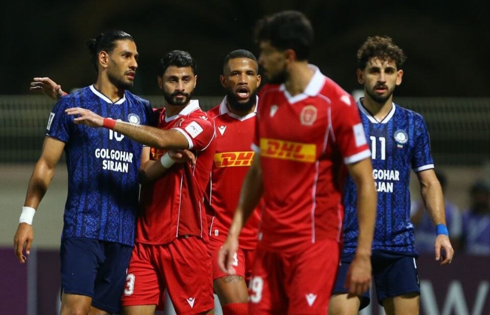 باخت گلگهر ۱۰ نفره در لیگ قهرمانان آسیا